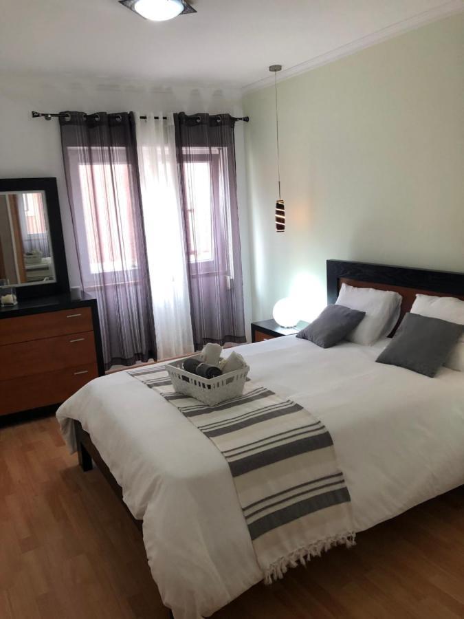 Appartement Jusqu'A 6 Personnes Sur La Presqu'Ile De Peniche Surf Portugal エクステリア 写真